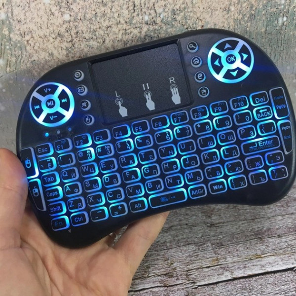 Мини клавиатура с  подсветкой и тачпадом   для Android TV BOX UKC MWK08/i8 LED