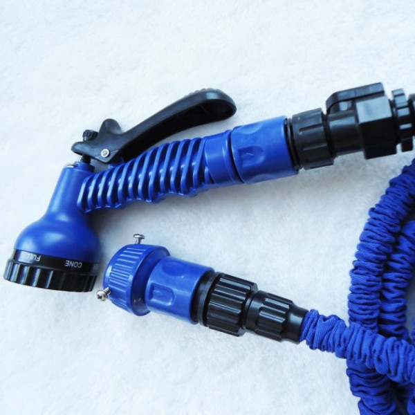 Усиленный садовый шланг для полива с распылителем XHose 60м  Magic Hose