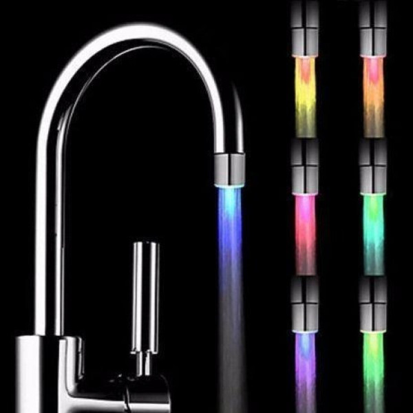 Аэратор Насадка на кран подсветка LED  7-ми цветная