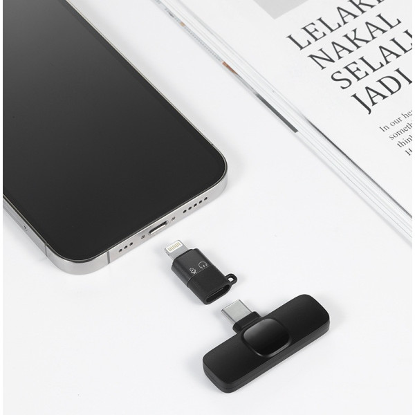 Микрофон петличный беспроводной K9 Wireless Lavalier с адаптерами Lightning TypeC