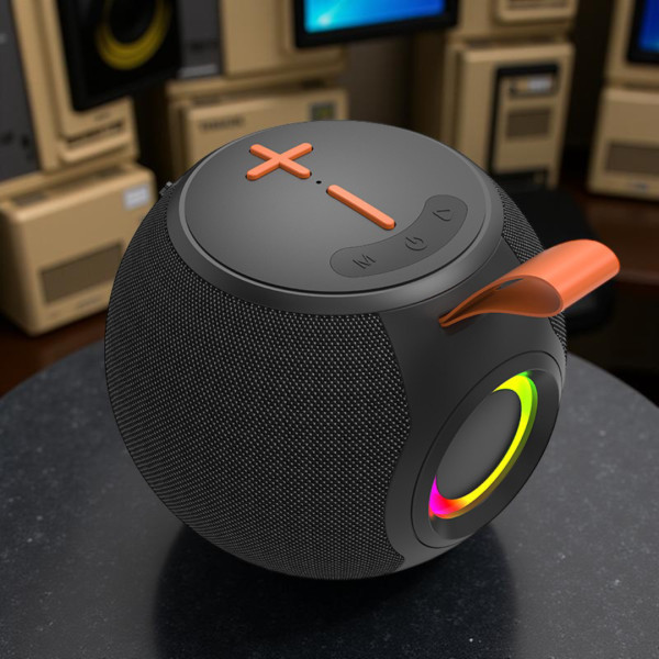 Беспроводная колонка с мощным динамиком и RGB подсветкой