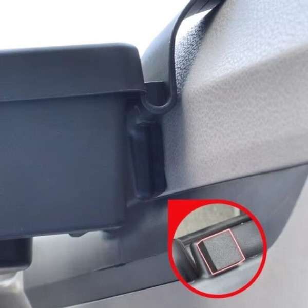 Органайзер в авто Cup&Stuff с подставкой для напитков черный