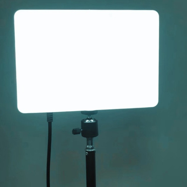 Прямоугольная LED лампа с регулируемой яркостью и штативом 2 м для фото и видео