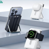Внешний аккумулятор 20000 mAh 22.5W с MagSafe и встроенными кабелями Lightning Type-C белый